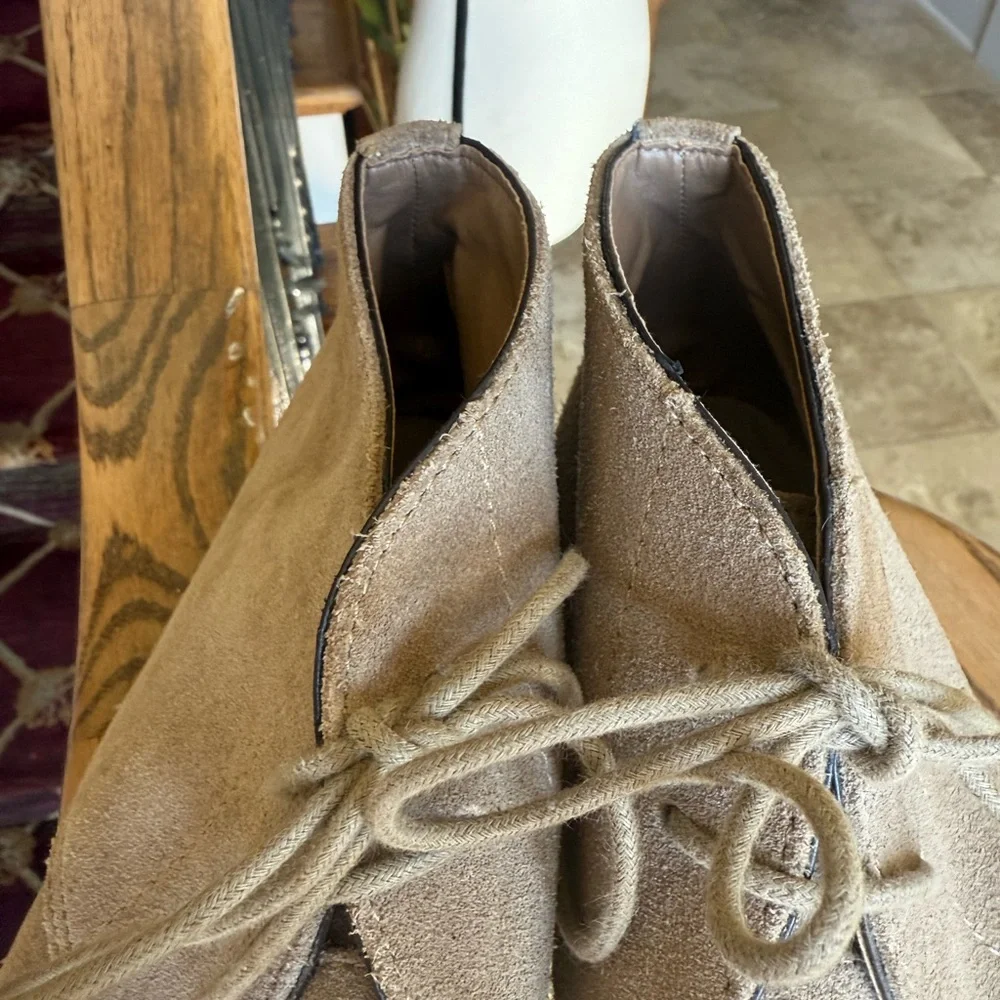 Banana Republic Men's Suede Desert Chukka Boots Sand 1 Tan Size 10